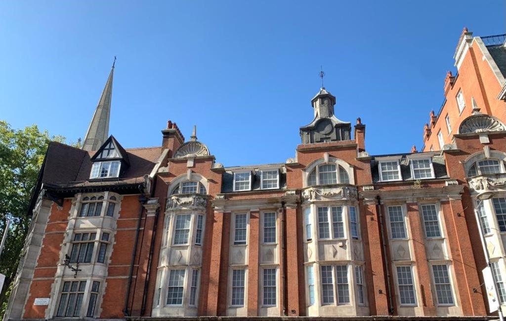 The Apartments Kensington High Street London Exterior photo