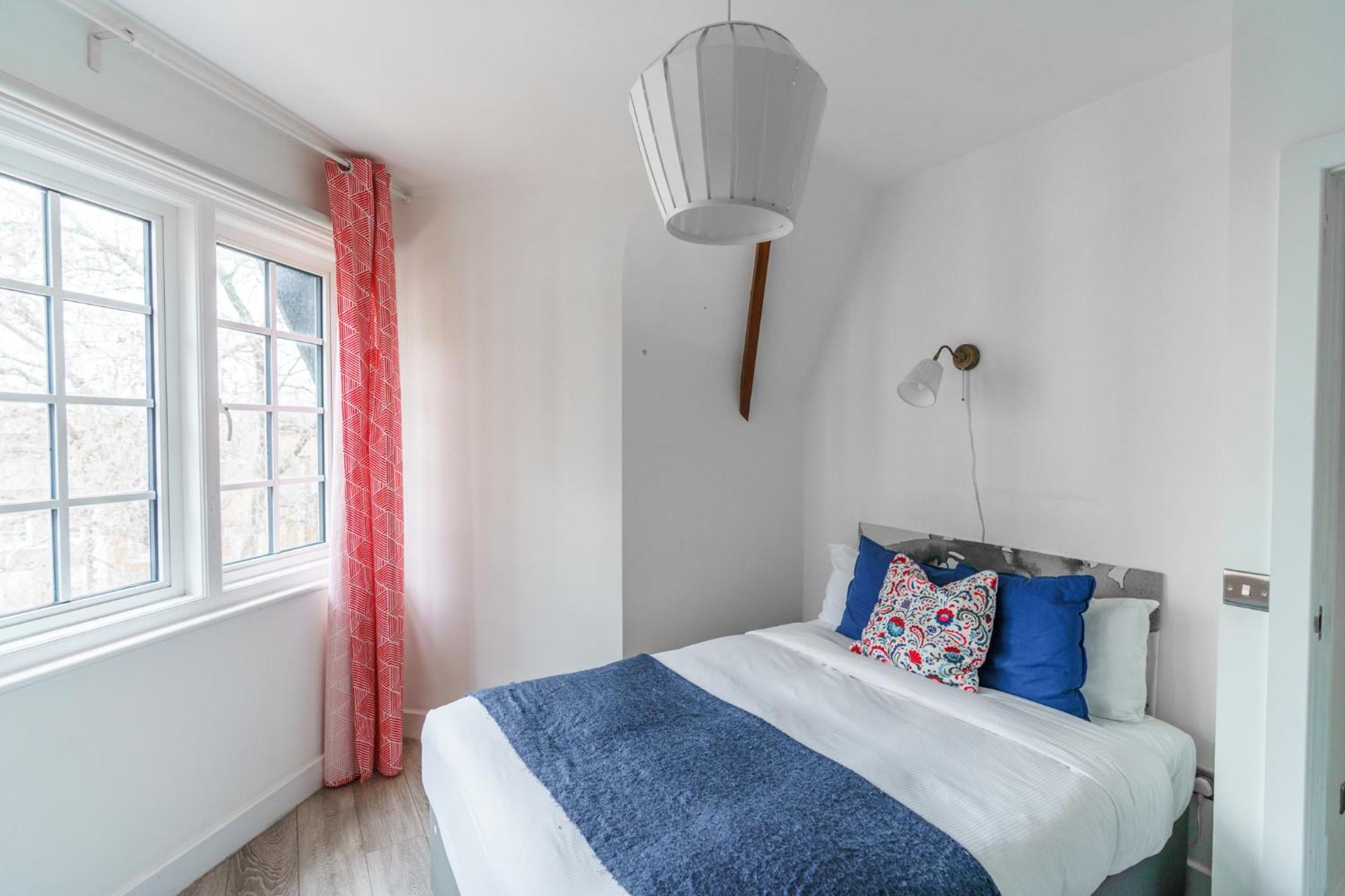 The Apartments Kensington High Street London Exterior photo